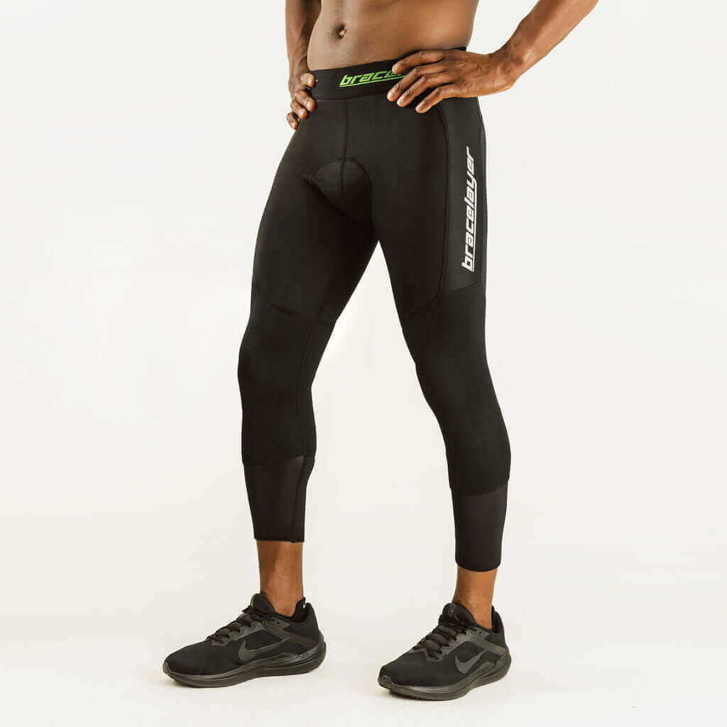 7/8 cycling compression pants with knee support, black with side branding